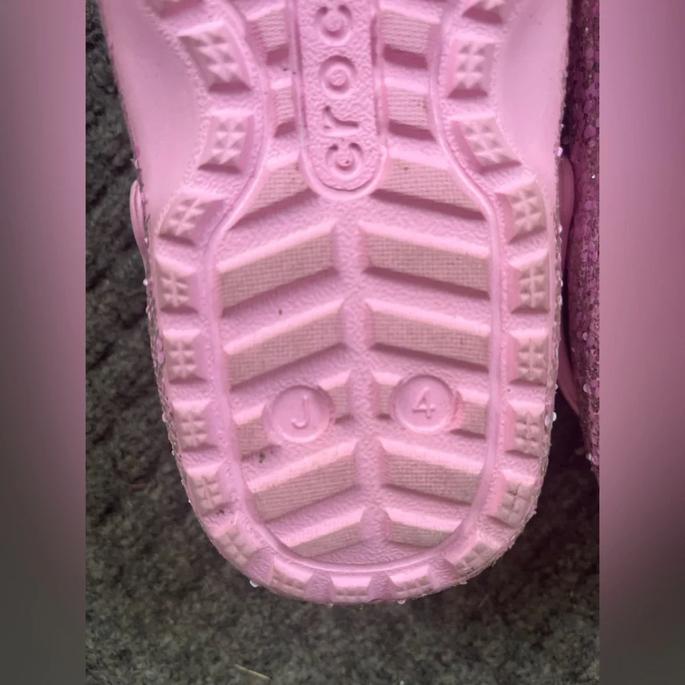 Crocs Fur Lined Girls J6 Slip On Comfort Warm Fuzzy Cozy Pink Cottagecore - Picture 7 of 13